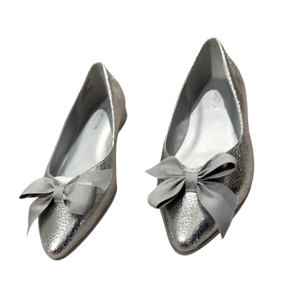 Kenneth Cole Reaction Lily Bow NEW - Picture 2 of 9